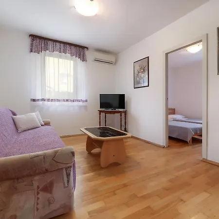 Dunja Lejlighed Jadranovo