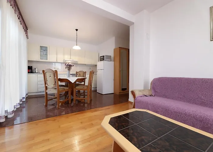 Dunja Apartman Jadranovo